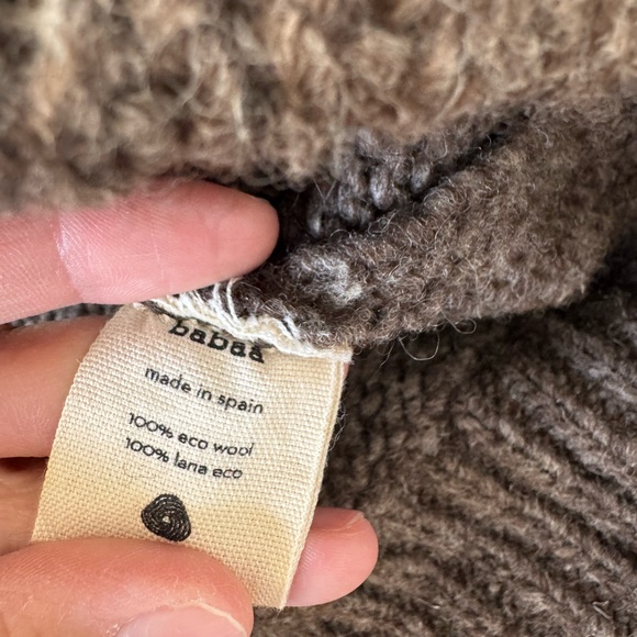 Babaa Jumper No19 in Earth — 100% eco Spanish wool, one size - Picture 3 of 4